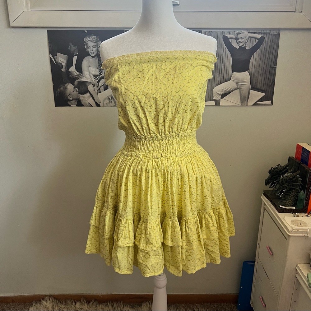 Moda International Sun dress 💛